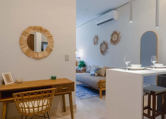 Stylish Amira District With Shared Pool & Gym Apartment