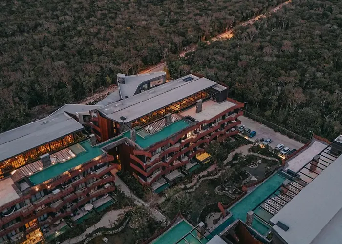 Stylish Amira District With Shared Pool & Gym