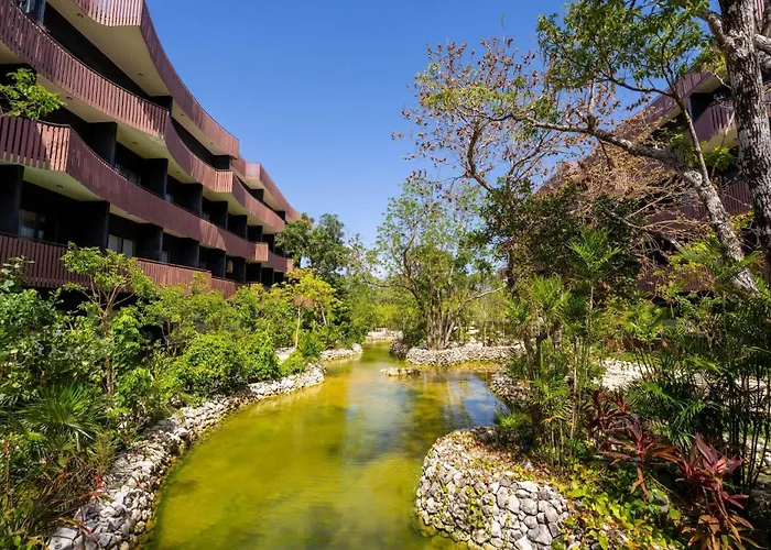 Stylish Amira District With Shared Pool & Gym Tulum
