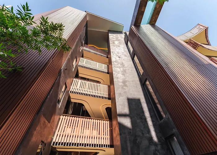 Stylish Amira District With Shared Pool & Gym Apartment *